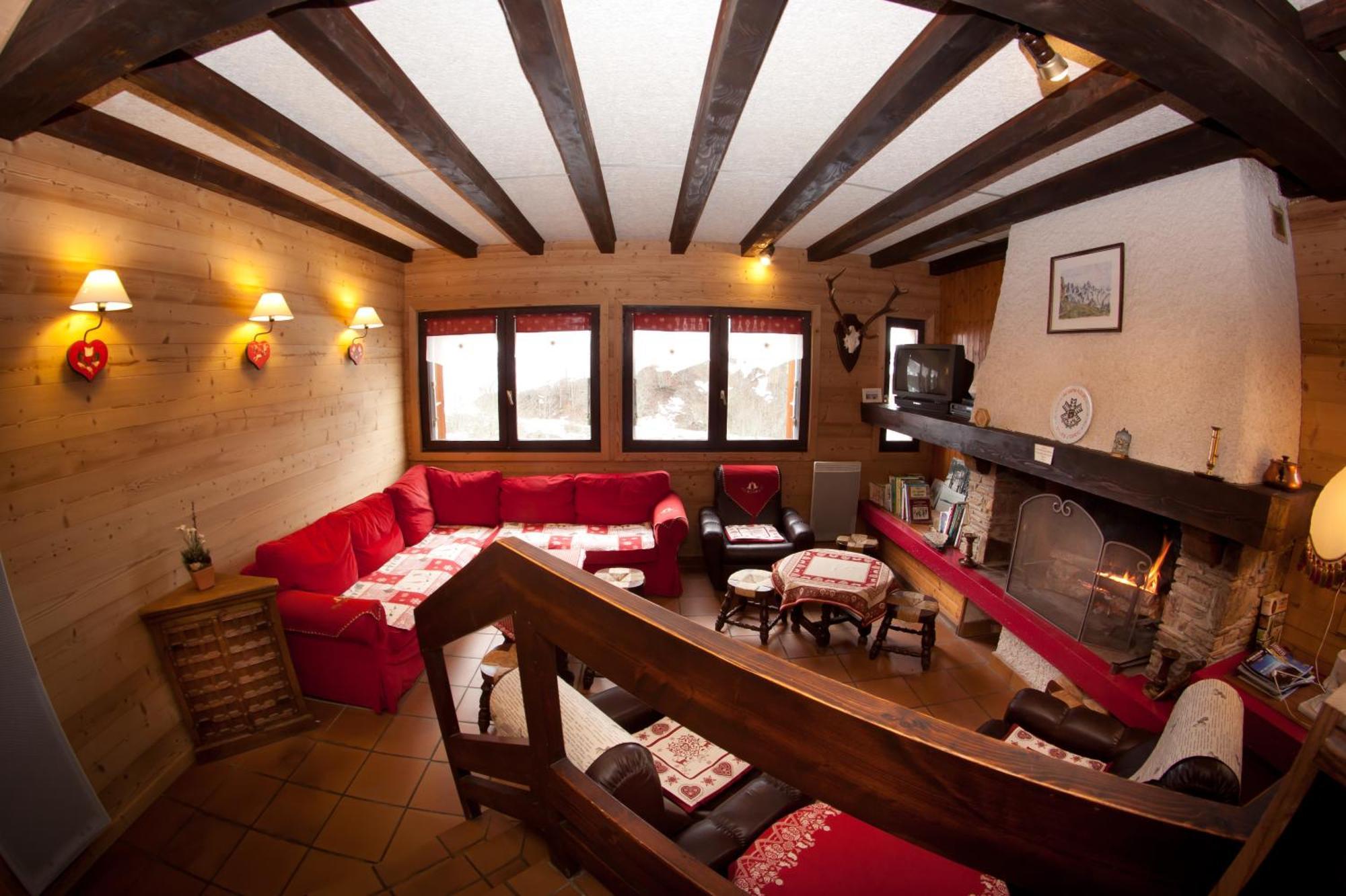 Hotel - Restaurant - Bar - Le Sapin Fleuri Bourg d'Oueil Екстер'єр фото